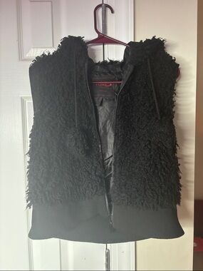Yoki Black Faux Shearling Hooded Vest